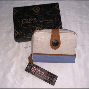 Pebble Leather Black//Bone Stone Mountain Ludlow Large Zip Around Wallet